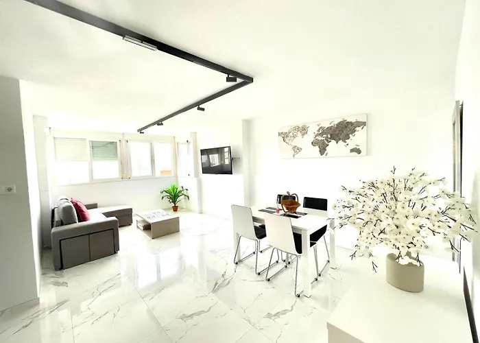 Moderno Y Amplio Apartamento En Rincon De Loix