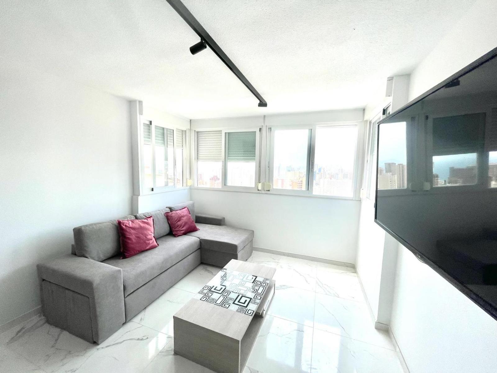 Moderno Y Amplio En Rincon De Loix Apartment